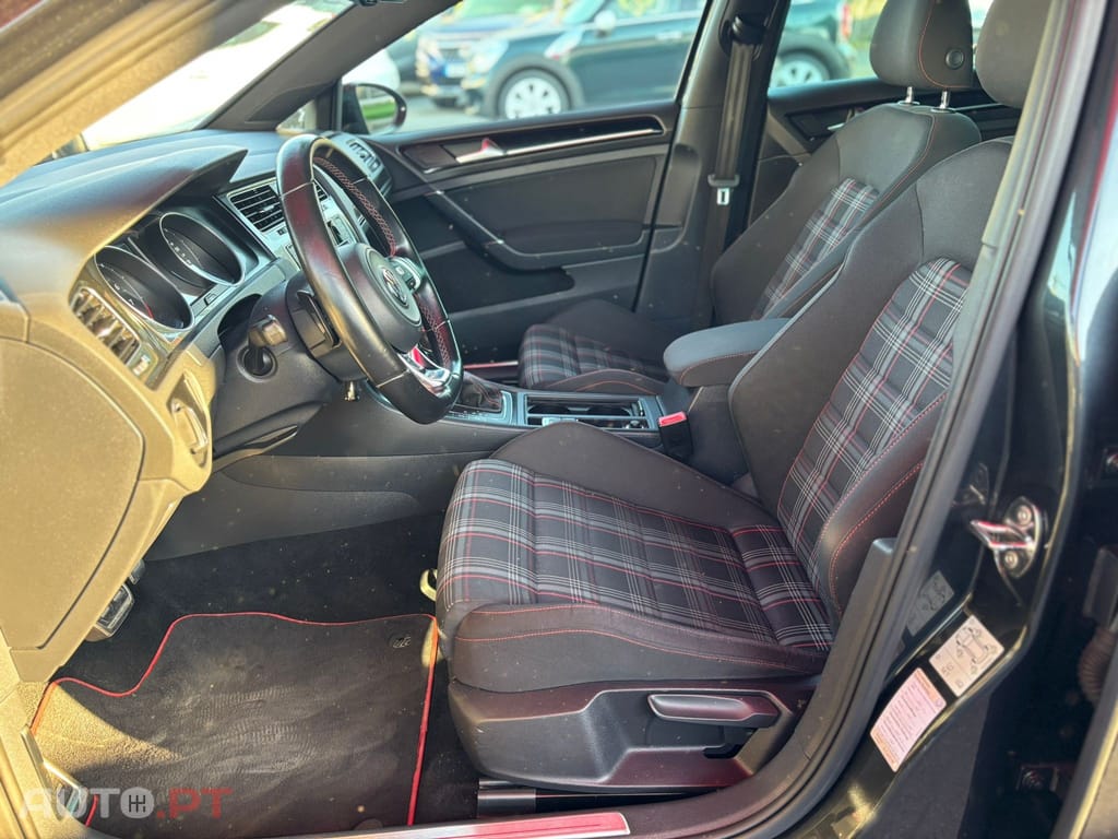 Volkswagen Golf 2.0 TSi GTi DSG