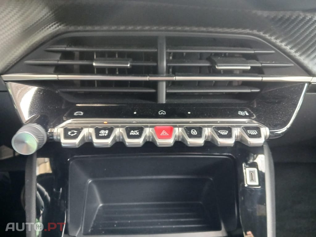 Peugeot 2008 1.2 PureTech Style