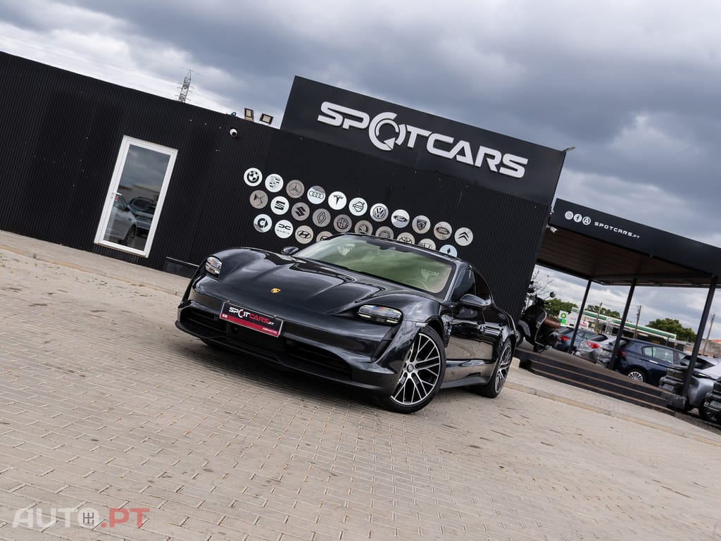 Porsche Taycan Bateria Performance Plus