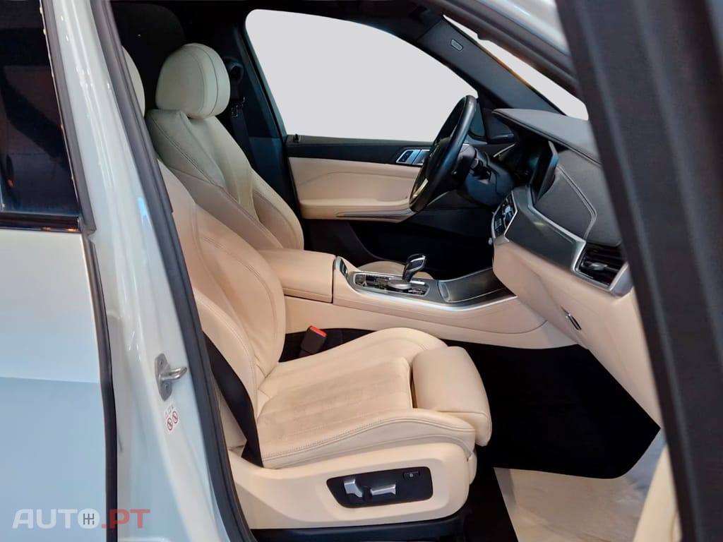 BMW X5 xDrive45e I.V.A DEDUTIVEL 