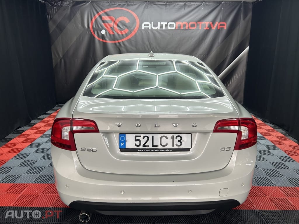 Volvo S60 2.0 D3 Momentum Geartronic