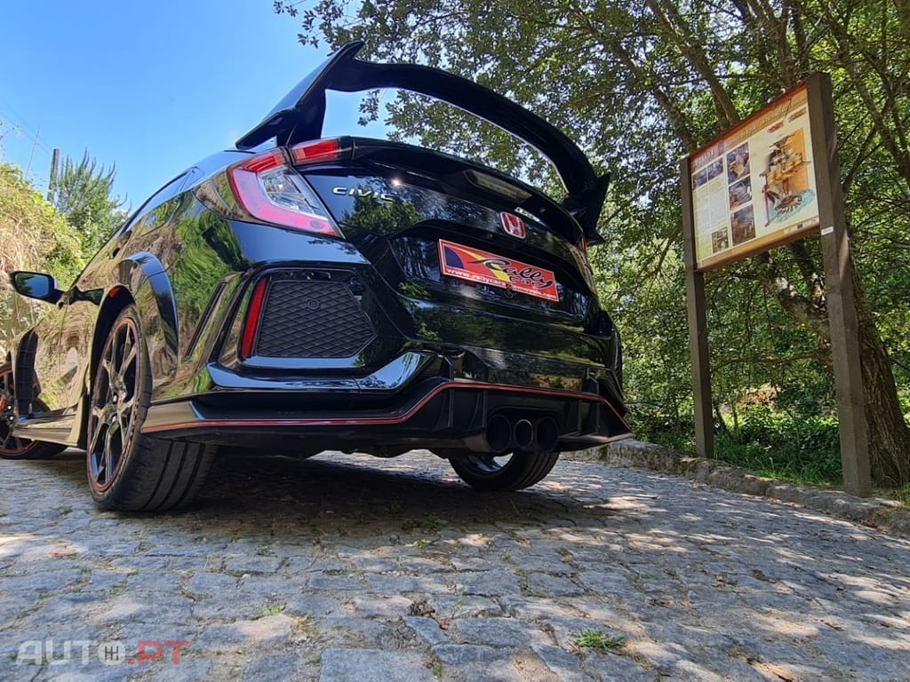 Honda Civic 2.0 i-VTEC Type-R