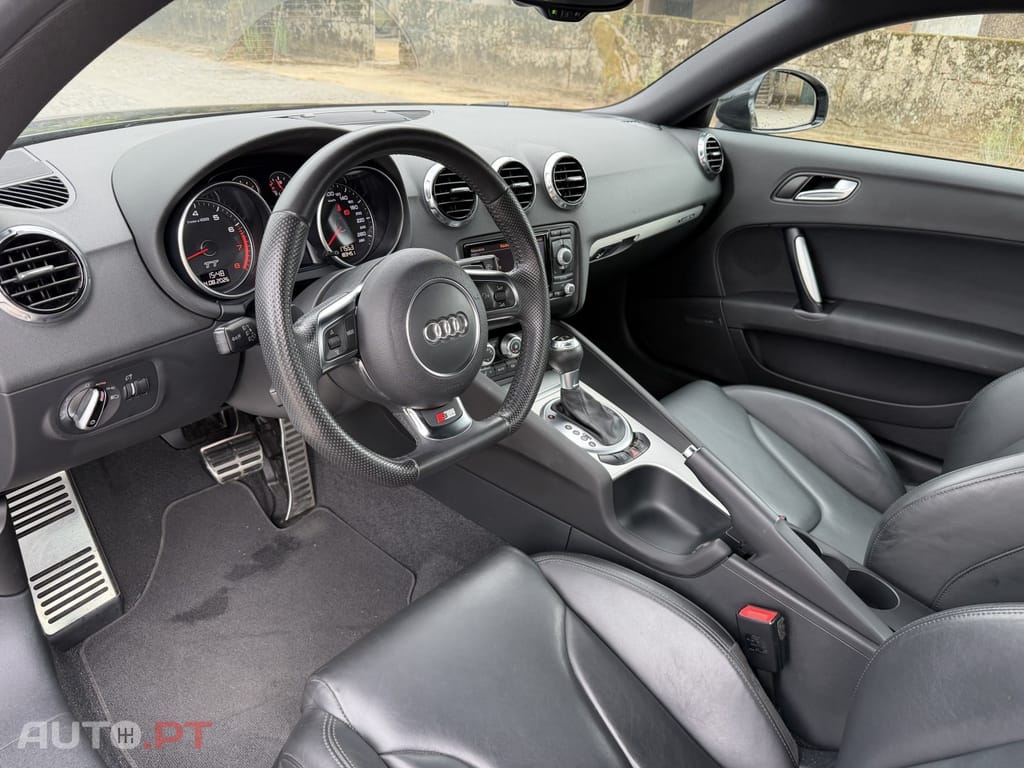 Audi TT 2.0 TFSI quattro S-line S tronic