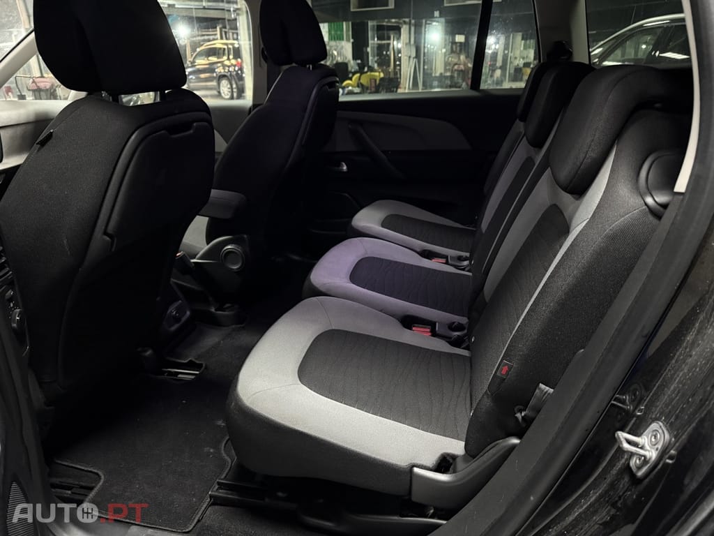 Citroen C4 Grand Picasso 1.6 BlueHDi Intensive J17