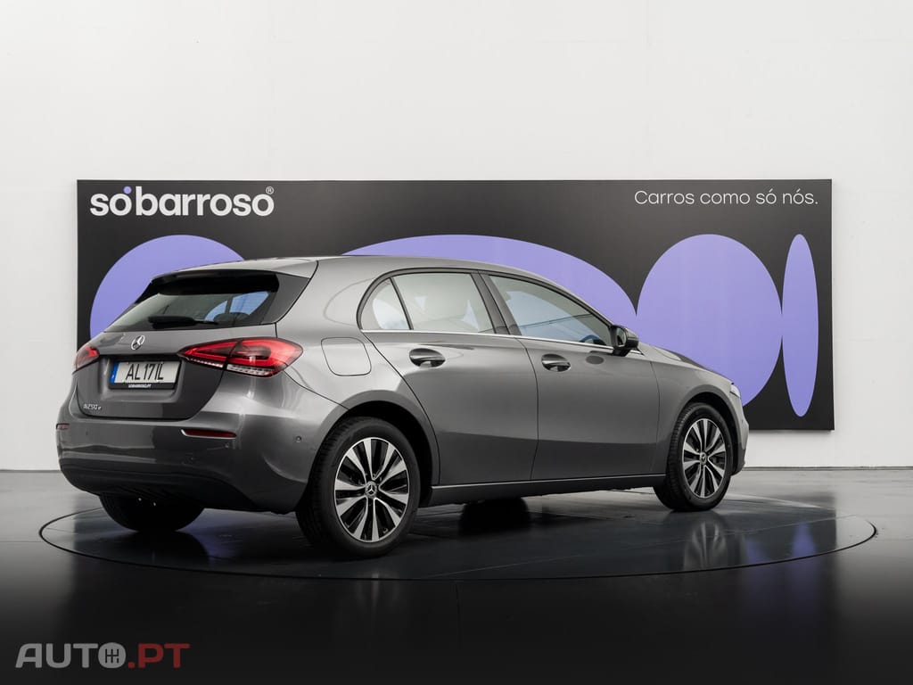 Mercedes-Benz A 250 e Style Plus
