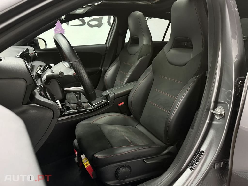 Mercedes-Benz A 160 d AMG Line