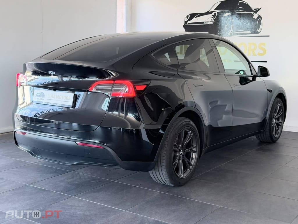 Tesla Model Y Long Range Tração Traseira