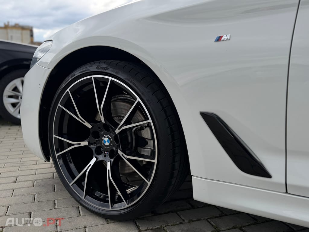 BMW 520 d Pack Desportivo M Auto