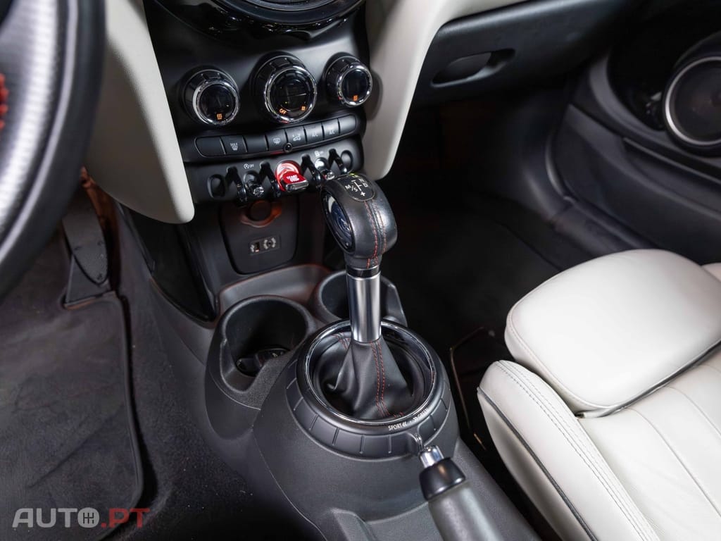MINI Cooper Cooper S Auto