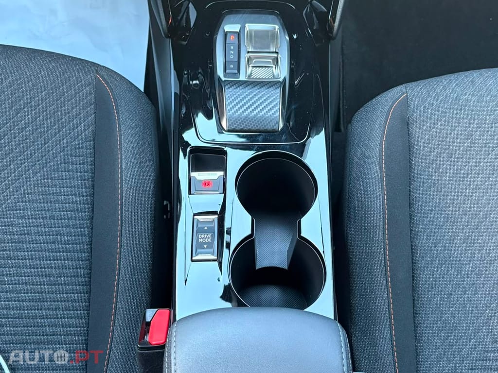 Peugeot E-2008 𝟱𝟰 𝙠𝙒𝙝 𝟭𝟱𝟲𝙘𝙫𝙨 𝙎𝙩𝙮𝙡𝙚