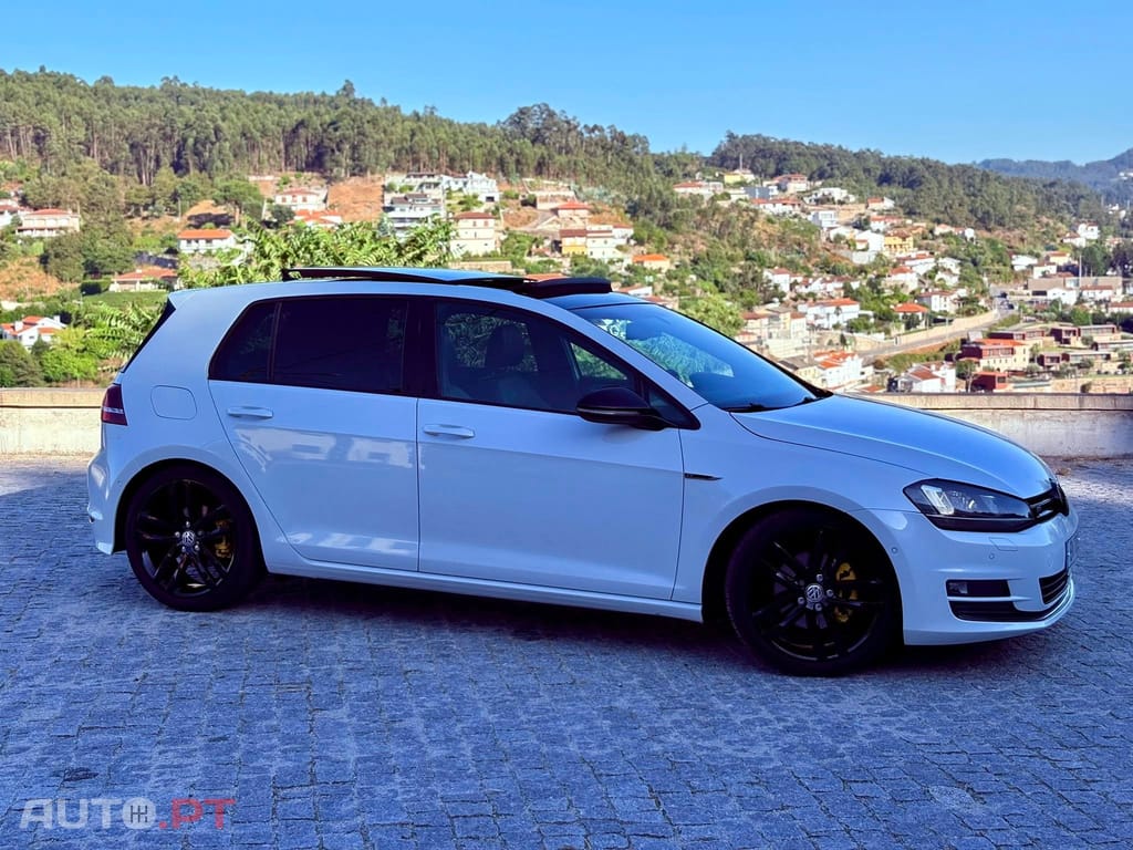 Volkswagen Golf VII R- line