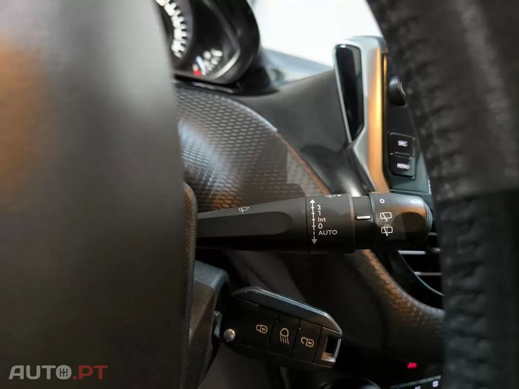 Peugeot 2008 1.2 PureTech Style