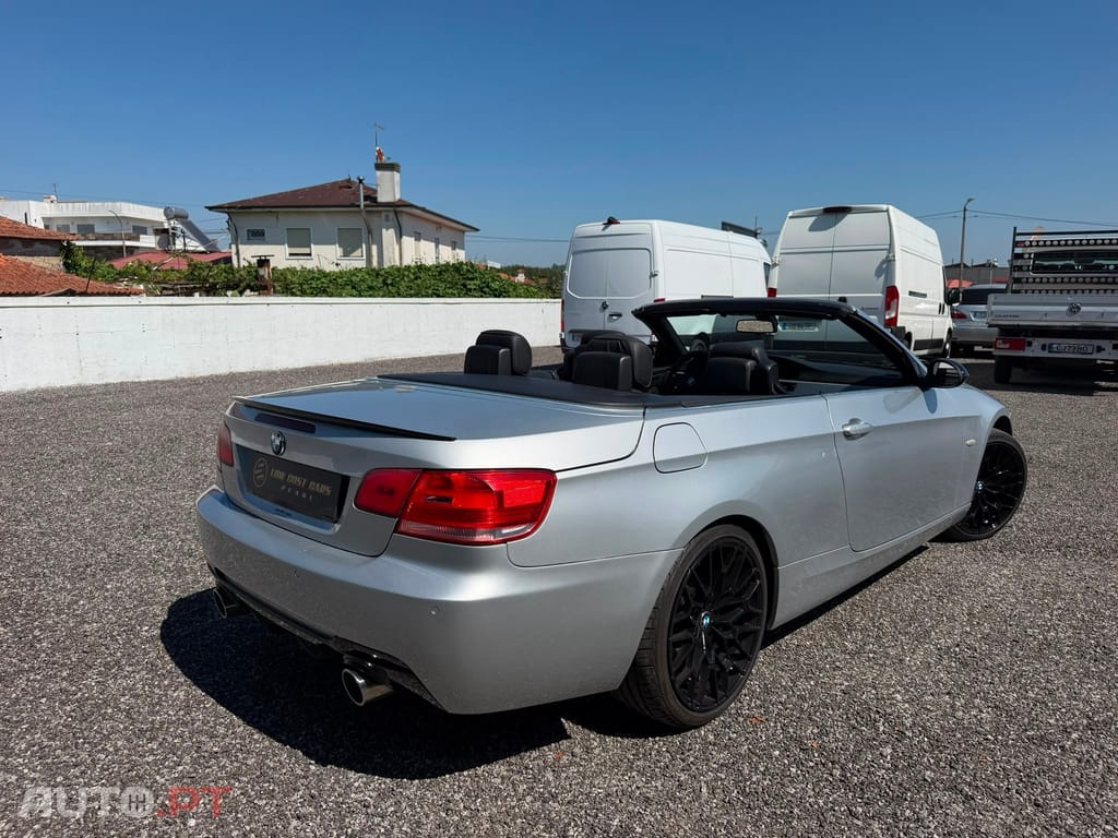 BMW 320 d Auto