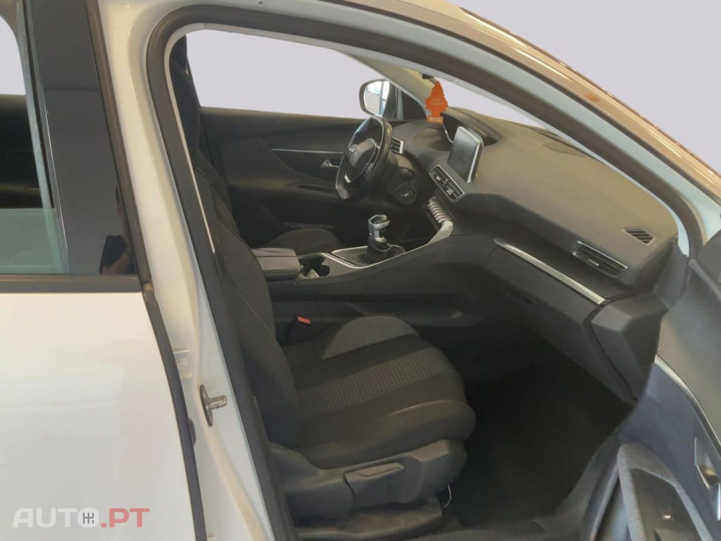 Peugeot 3008 1.2 PureTech Active