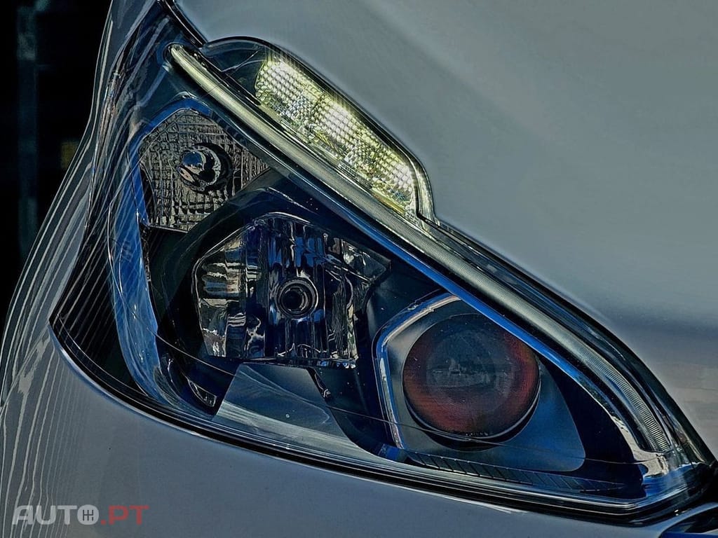 Peugeot 208 1.2 PureTech Allure