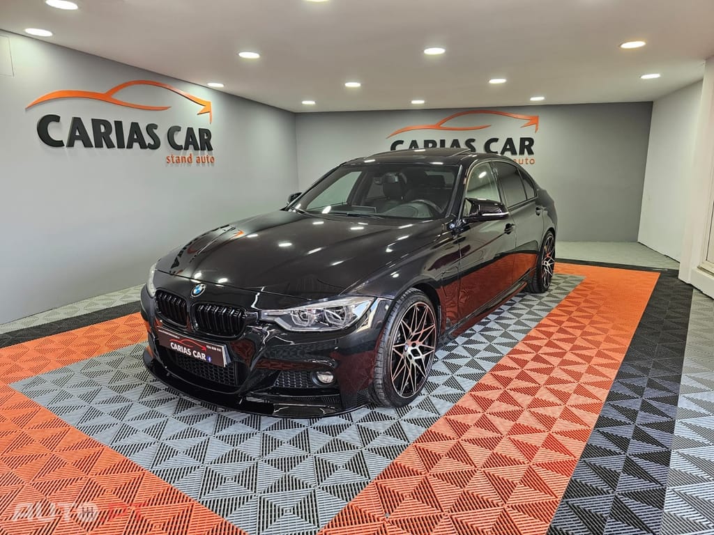 BMW 330 iPerformance Pack M