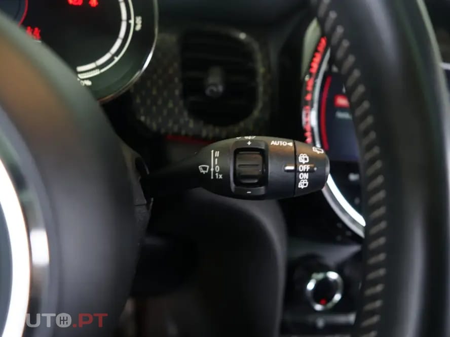 MINI Cooper Cooper SE Premium Classic