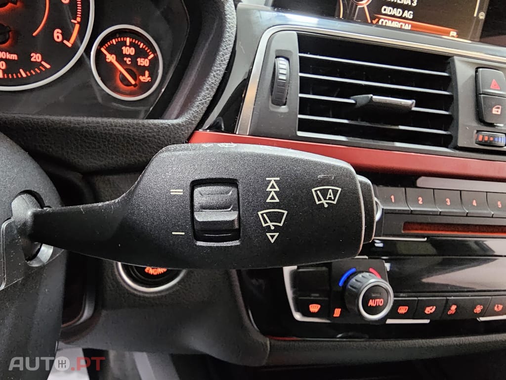 BMW 318 d Touring Line Sport Auto