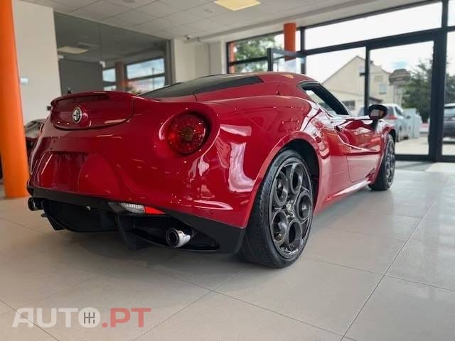 Alfa Romeo 4C Coupé