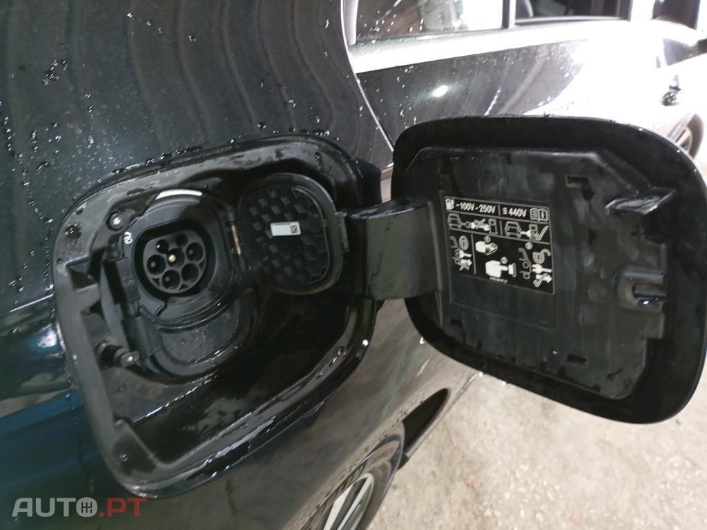 Mercedes-Benz A 250 e Style Plus