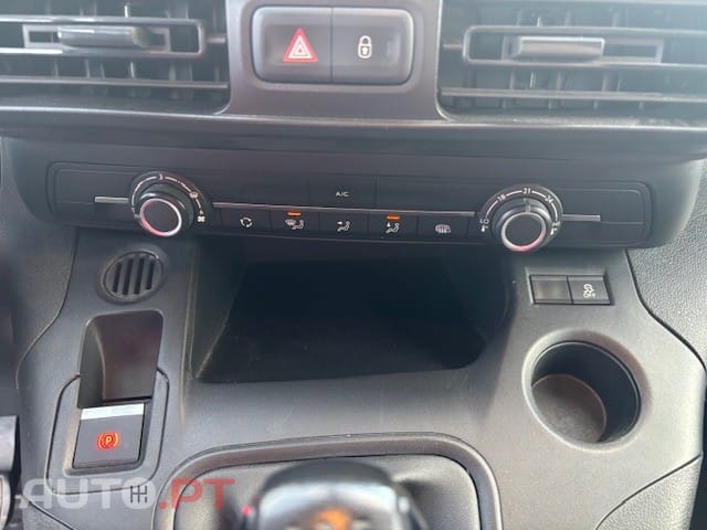 Peugeot Partner 1.6 BlueHDi Confort