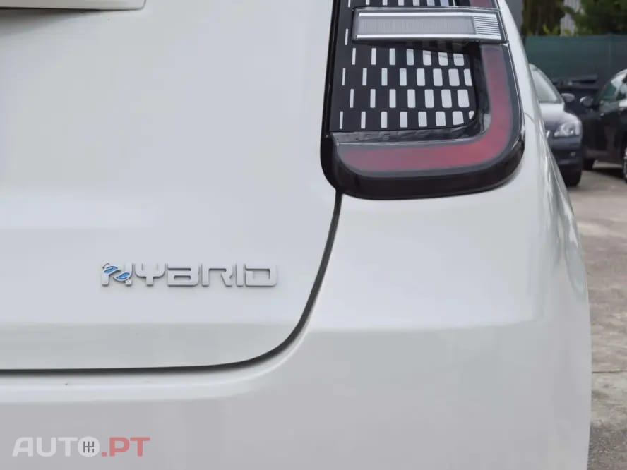 Fiat 600 1.2 Hybrid La Prima