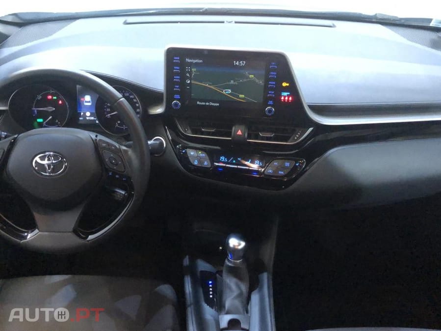Toyota C-HR 1.8 Hybrid Dynamic Business