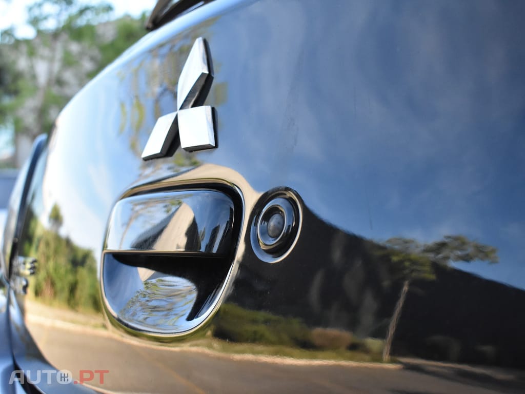 Mitsubishi Space Star 1.2 Intense Connect Edition