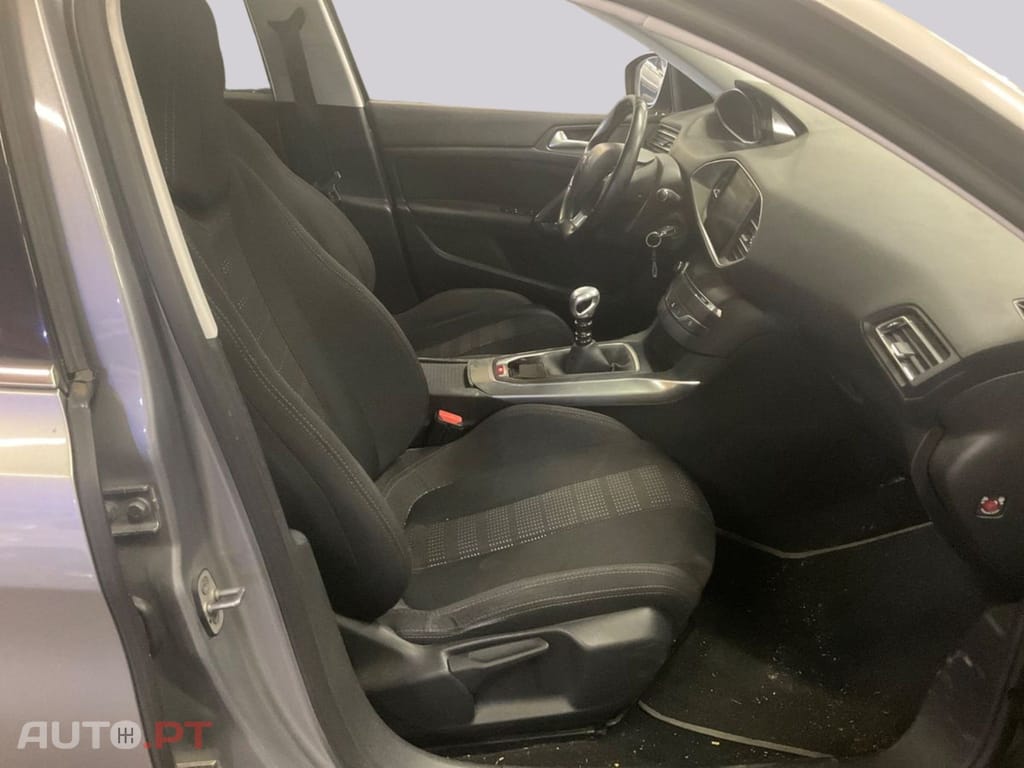 Peugeot 308 1.2 PureTech Allure