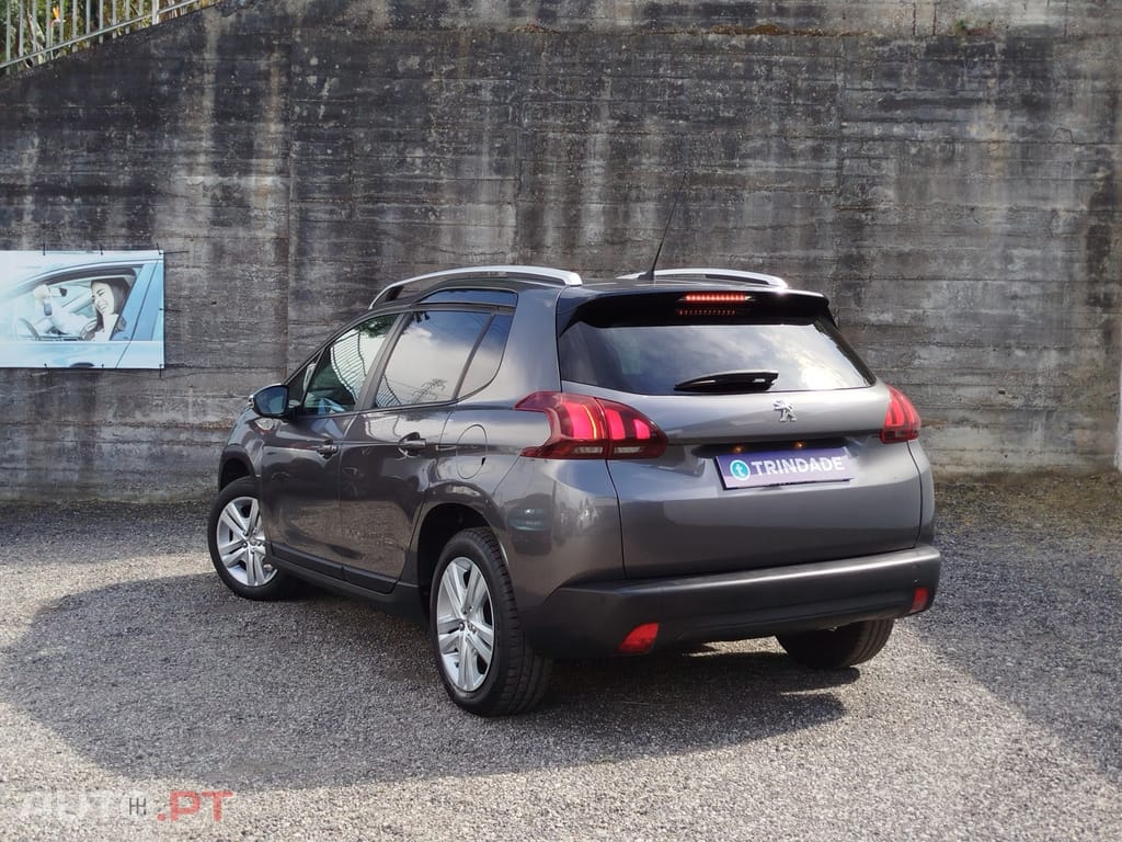 Peugeot 2008 1.2 PureTech Style