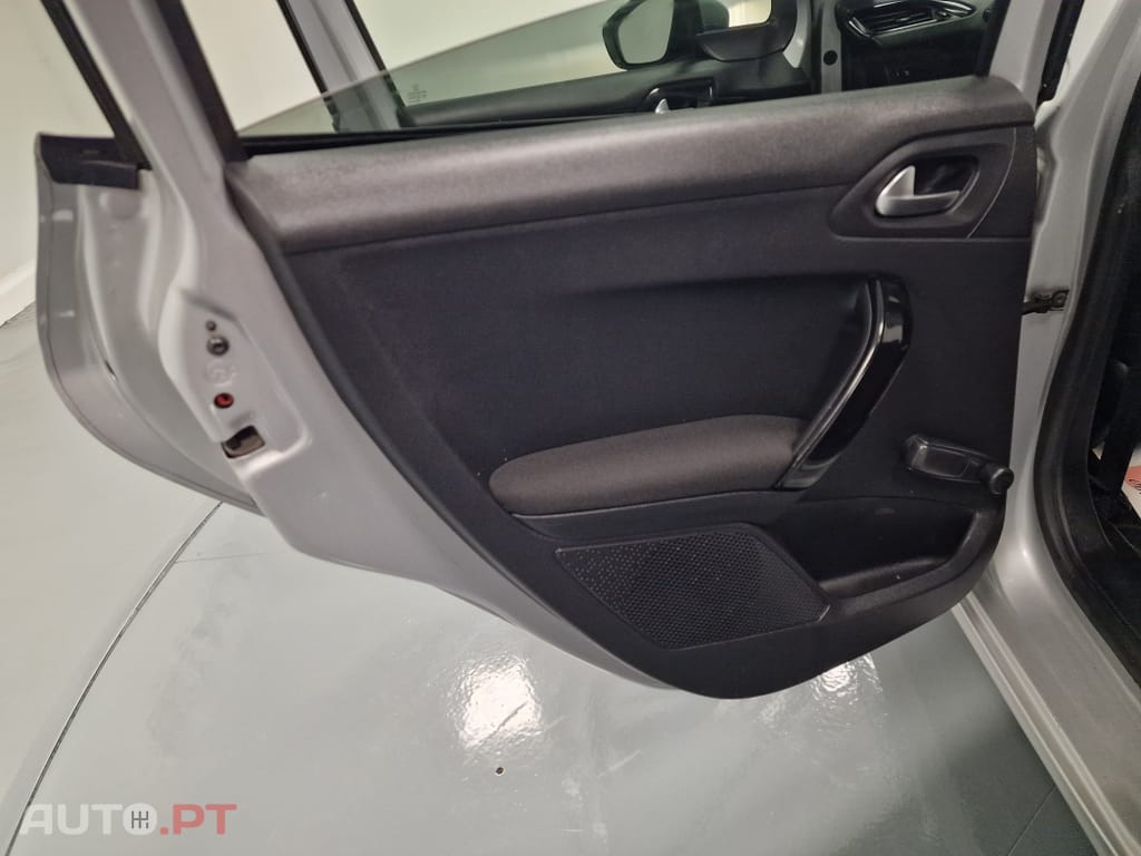 Peugeot 208 1.6 BlueHDi Active