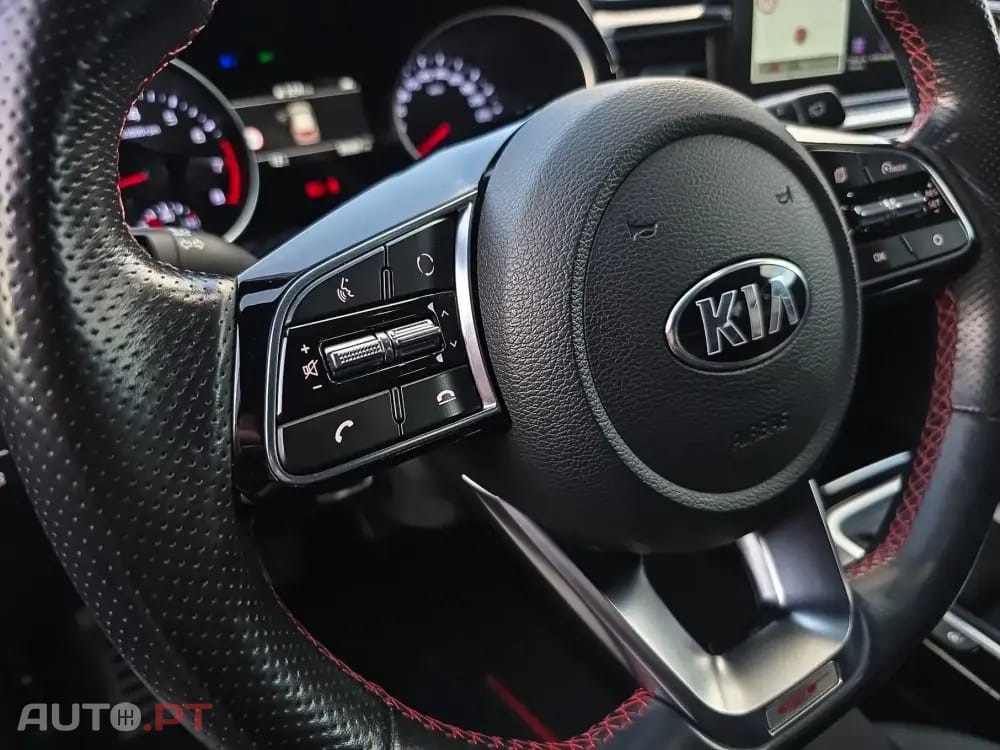 Kia Ceed 1.6 T-GDI GT+SRF