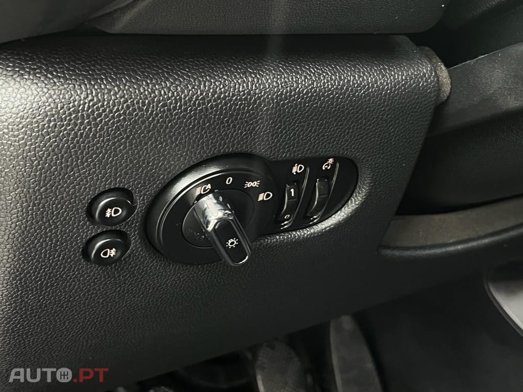 MINI One 5 PORTAS 