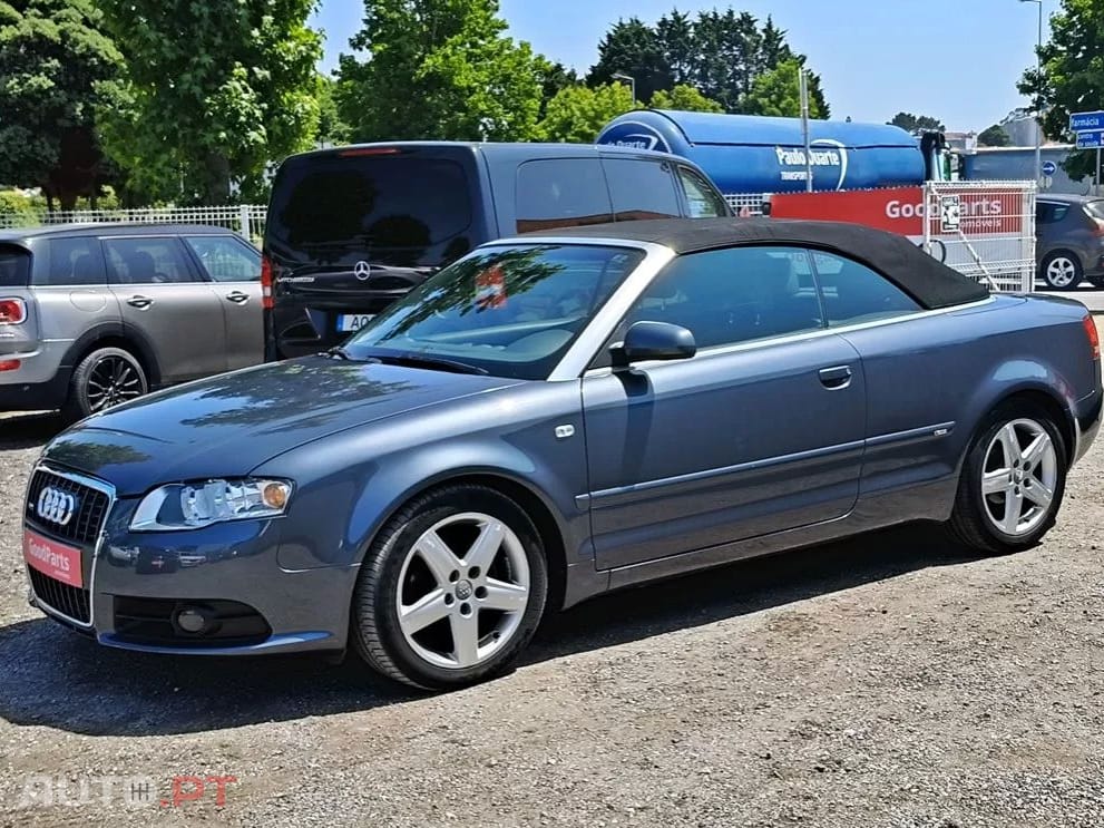 Audi A4 Cabrio 2.0 TDi S-line