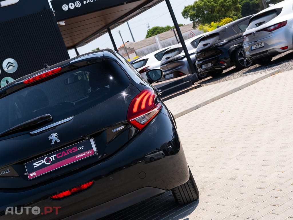 Peugeot 208 1.2 PureTech Style