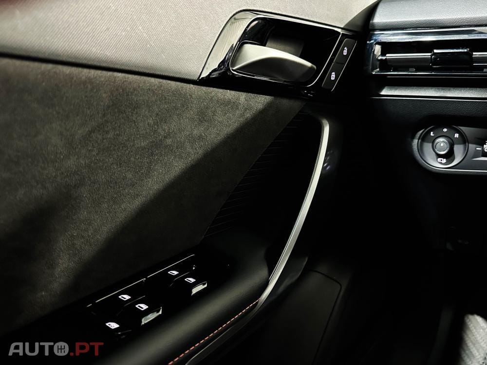 MG MG4 64 kWh XPower Luxury