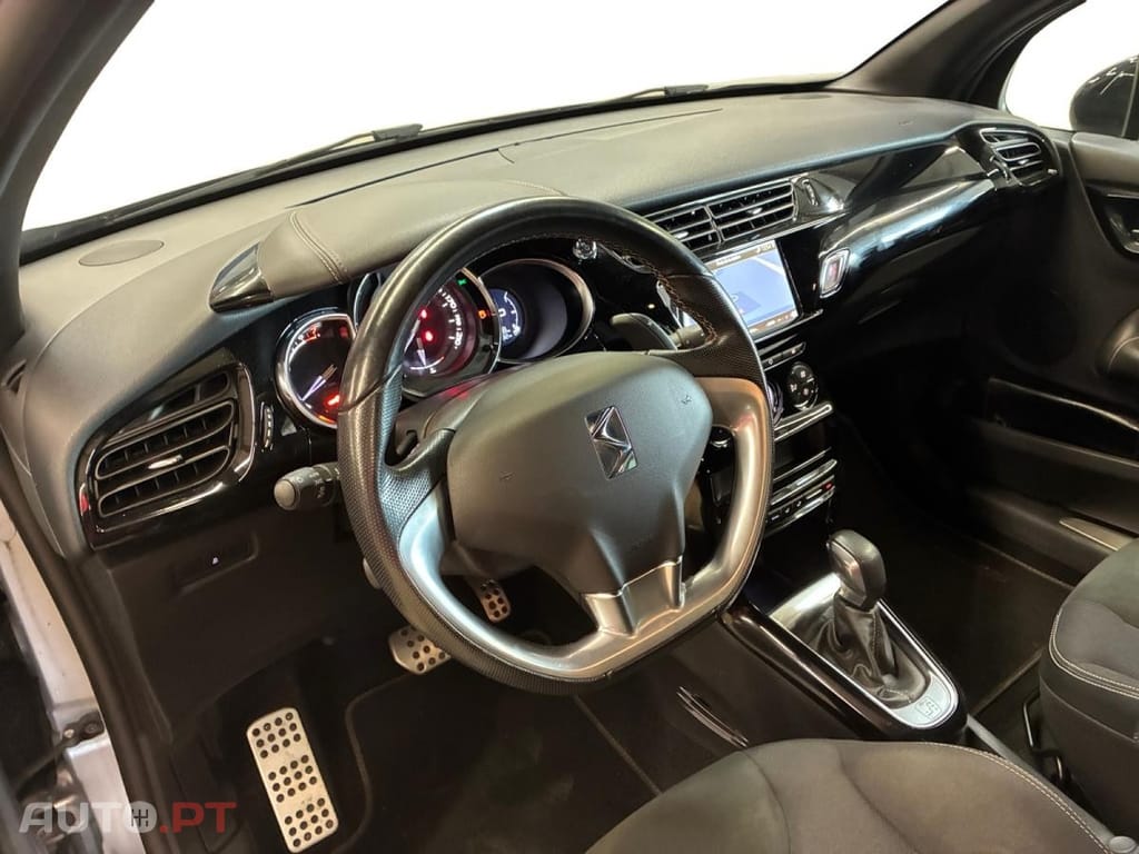 DS DS3 1.2 PureTech Performance Line