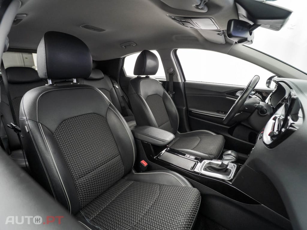 Kia Xceed 1.6 GDi PHEV First Edition
