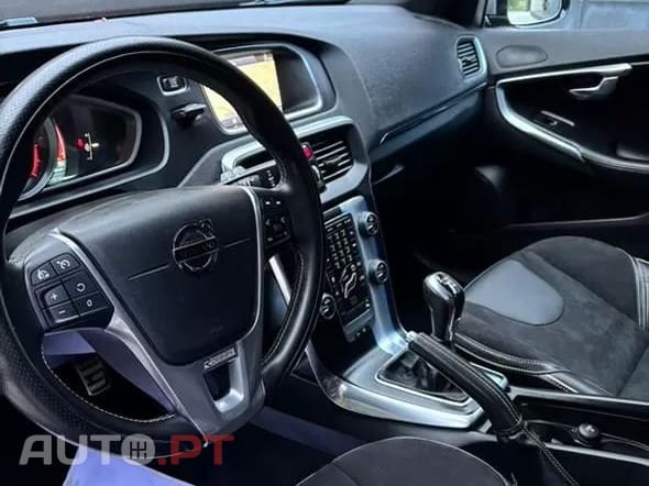 Volvo V40 1.6 D2 R-Design