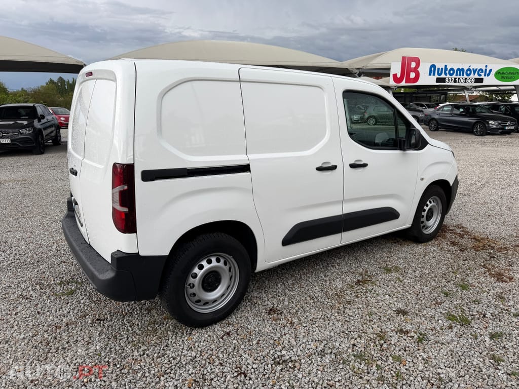 Peugeot Partner 1.6 BlueHDi L1 Pro 3L