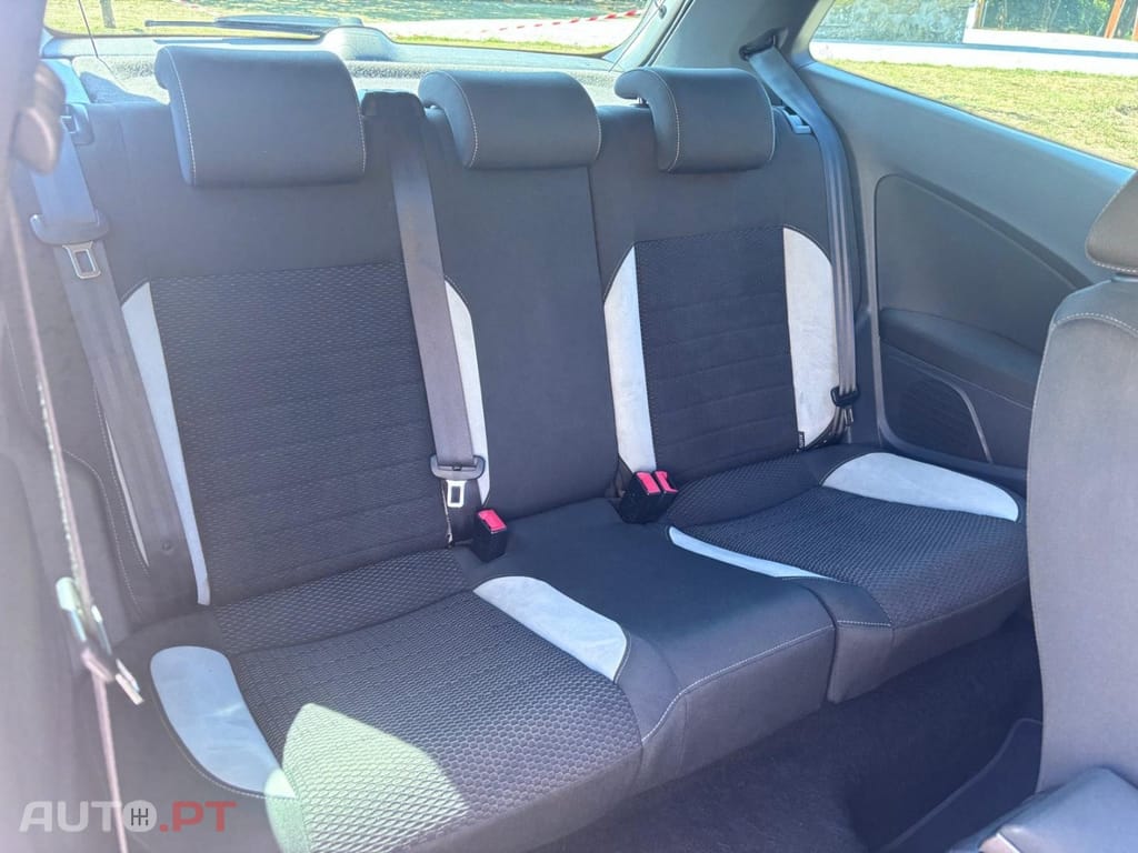 Volkswagen Polo 1.6 TDI R-Line BlueMotion