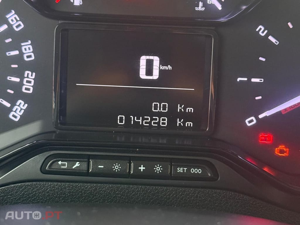 Fiat Doblo 5 LUGARES LONGA
