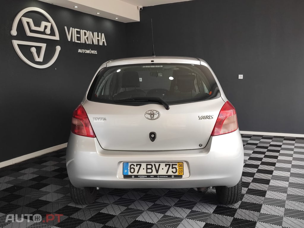 Toyota Yaris 1.0 VVT-i