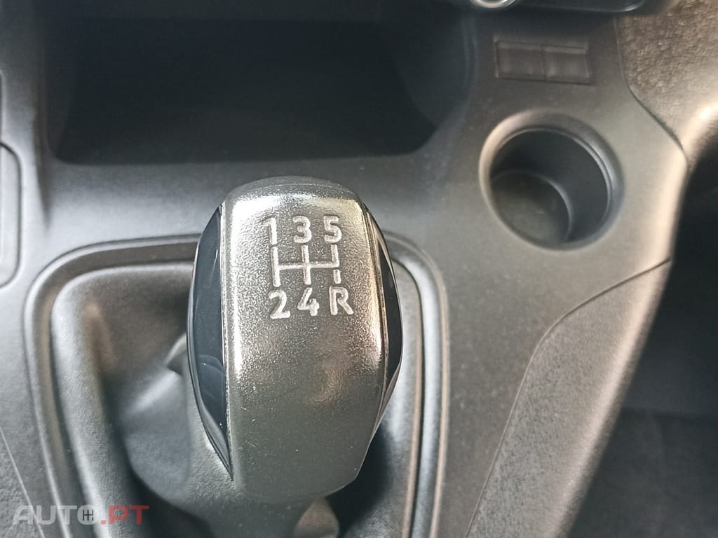 Peugeot Partner 1.5 BlueHDi Pro Longa