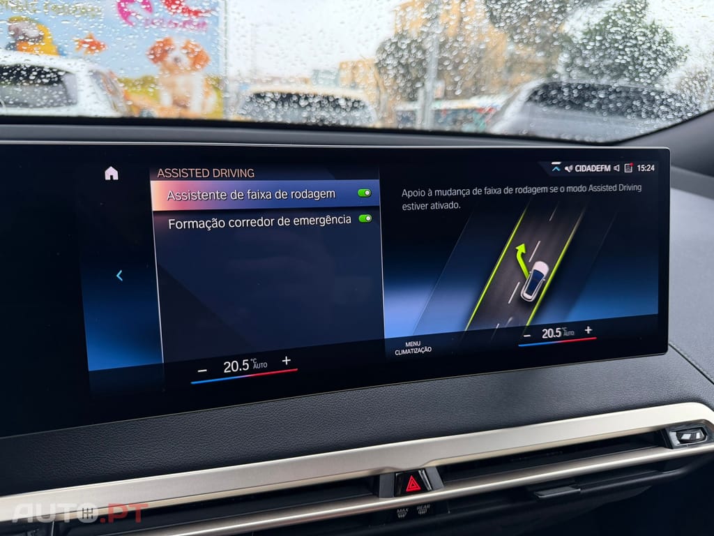 BMW iX xDrive 40 Pack Desportivo