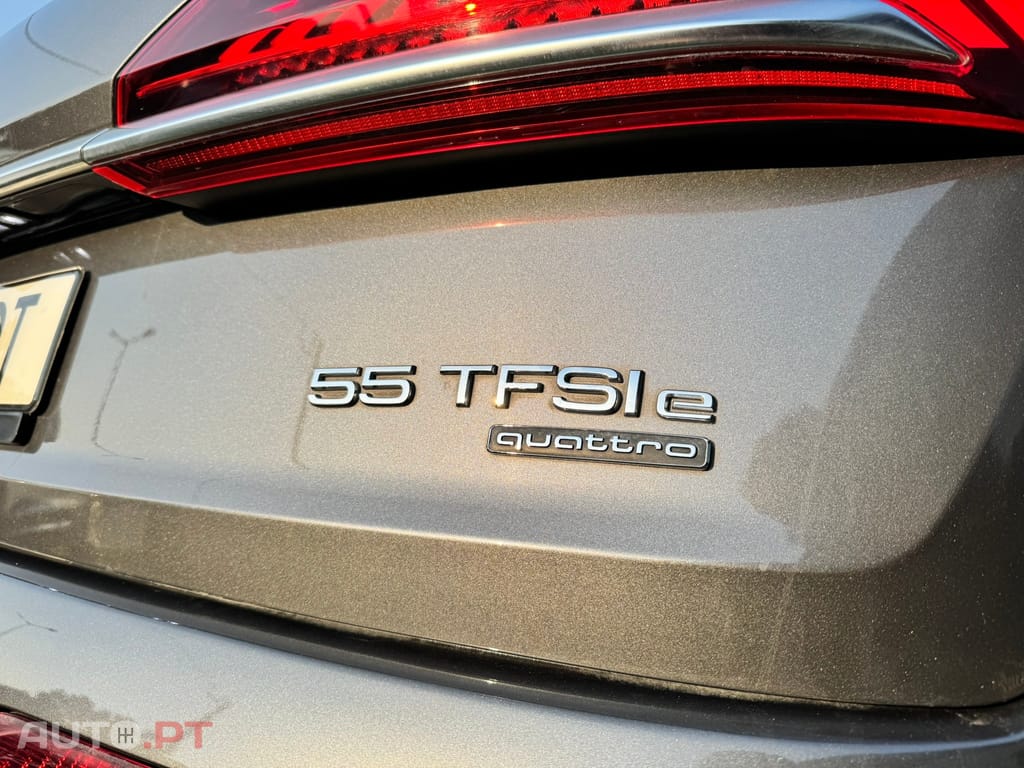 Audi Q7 55 TFSIe quattro Tiptronic