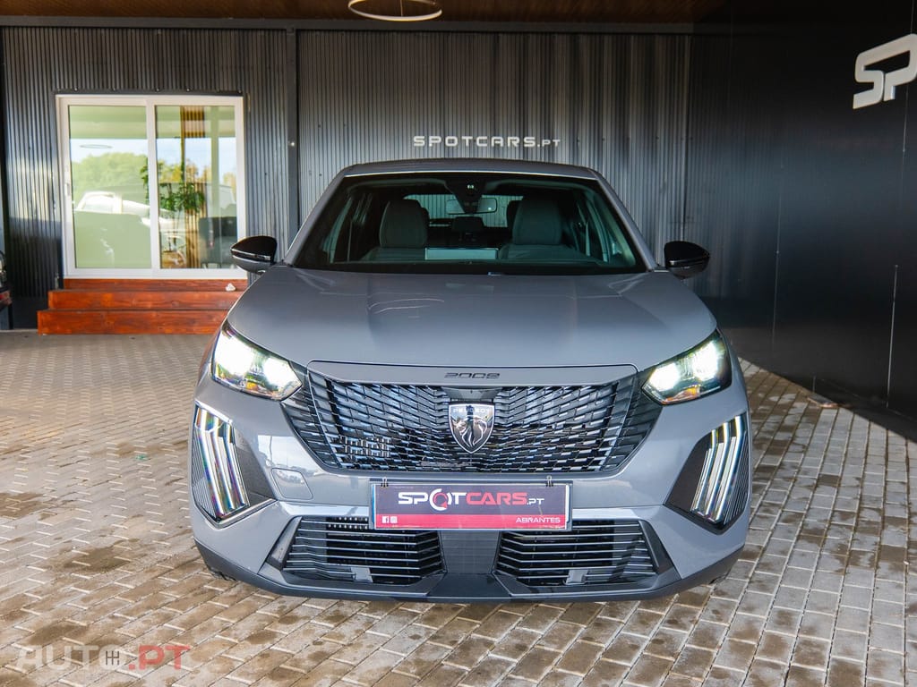 Peugeot 2008 1.2 PureTech Active Pack