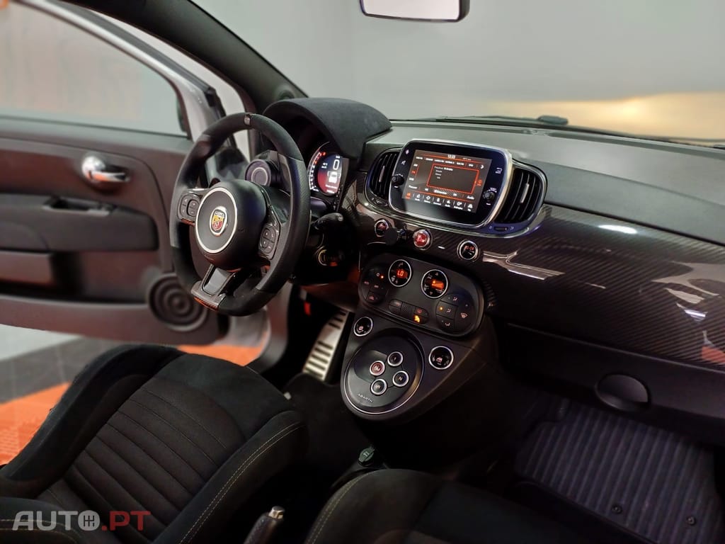 Fiat 500 Abarth 595 Competizione 70 anos