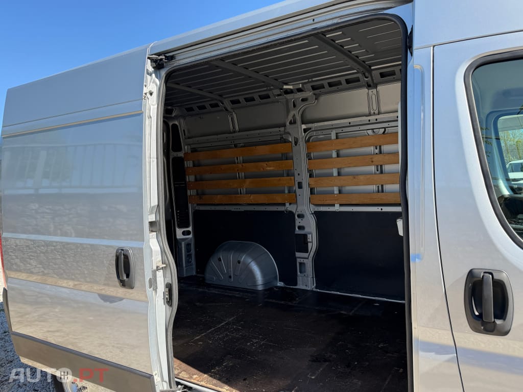 Citroen Jumper 2.0 BlueHDI L2H2 3LUG Full Extras