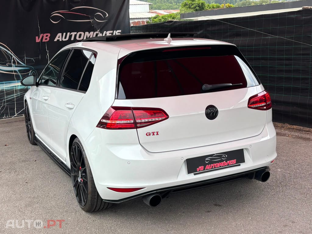Volkswagen Golf 2.0 TSi GTi DSG Performance